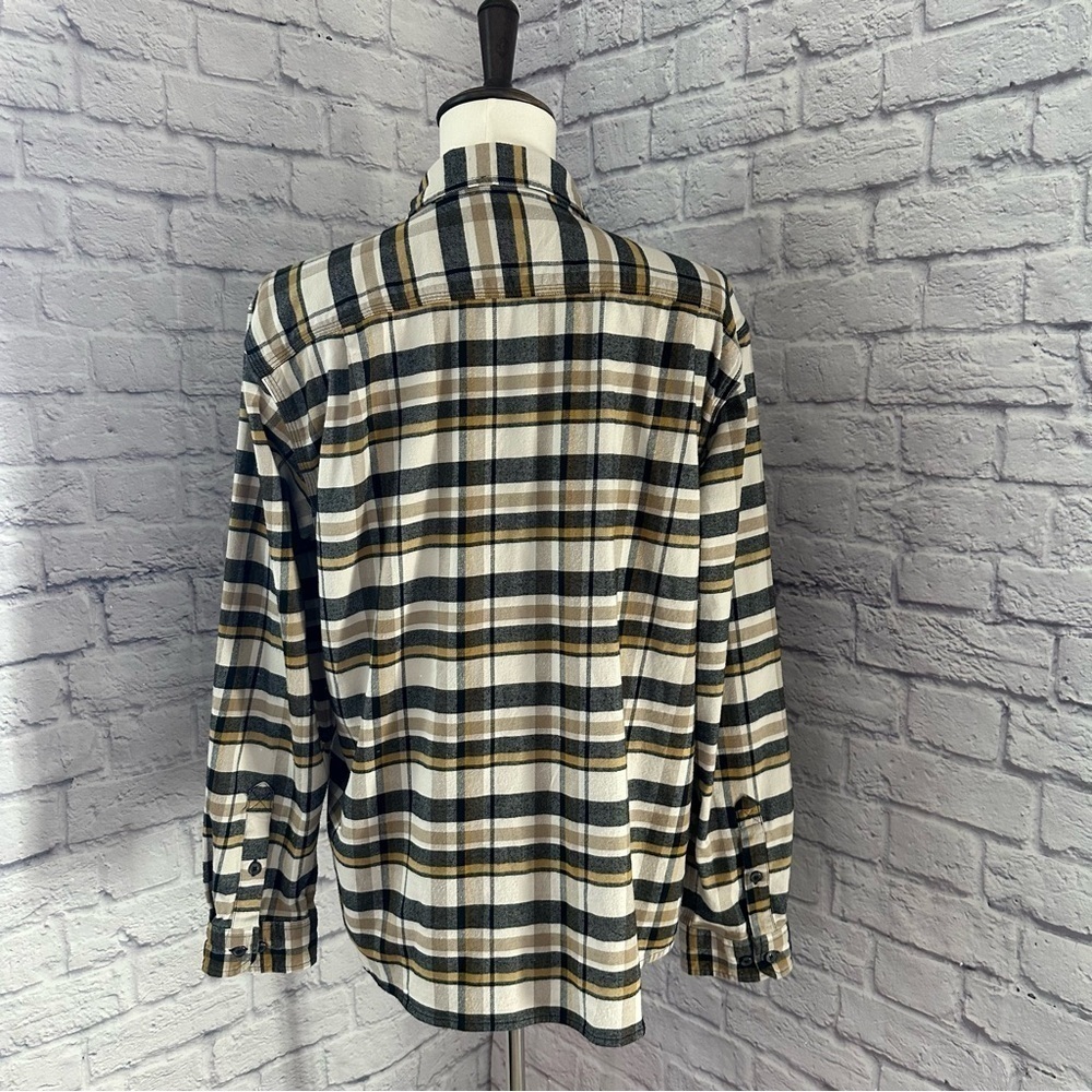 Carhartt relax fit men’s long sleeve button down shirt - Picture 3 of 8